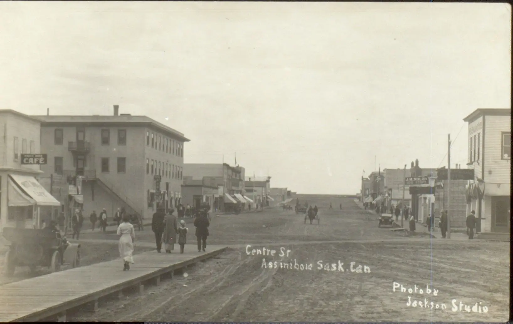 Centre Street, Assiniboia